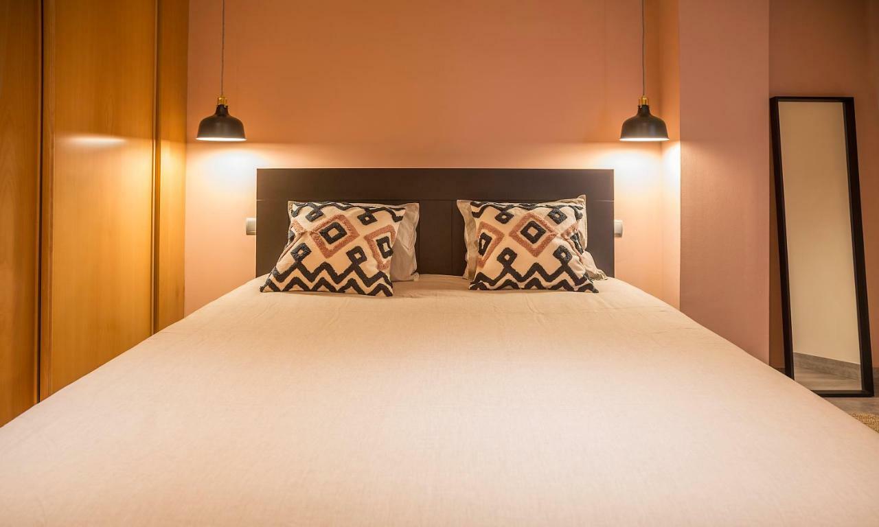 Casa Moderna Con Terraza Chill Out - Estadio Bernabeu マドリード エクステリア 写真